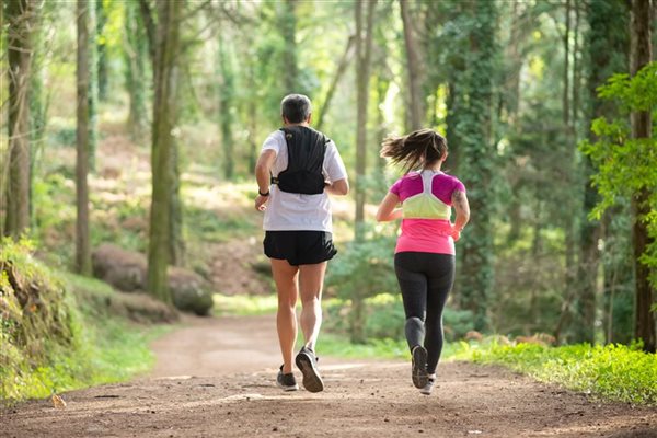 Jogging en forêt au Château du Parc à Pézenas : courir en pleine nature depuis votre gîte haut de gamme